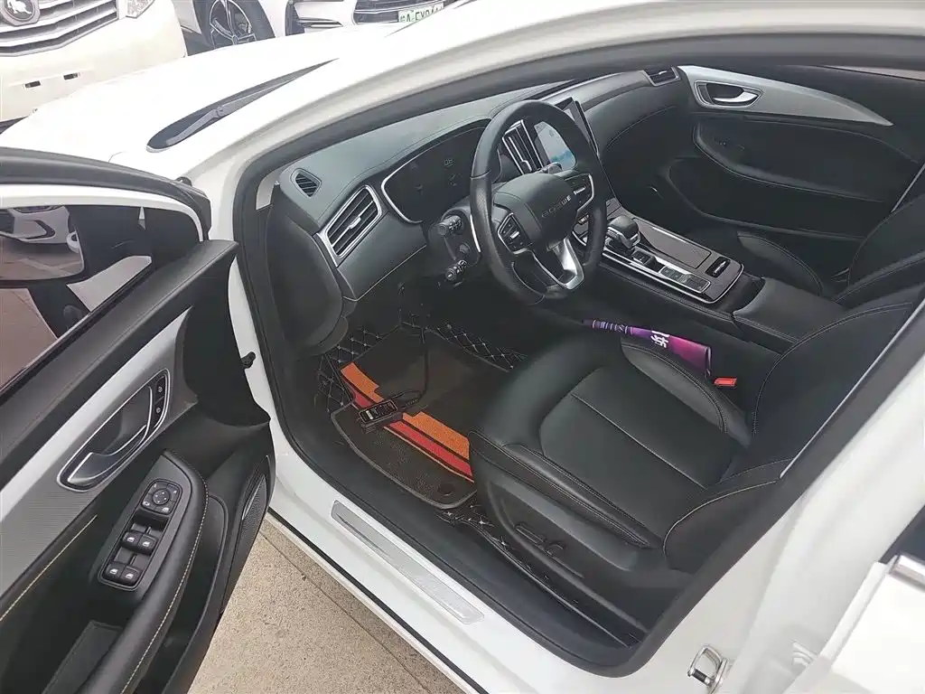 Roewe i6 MAX 2021 — фото 16