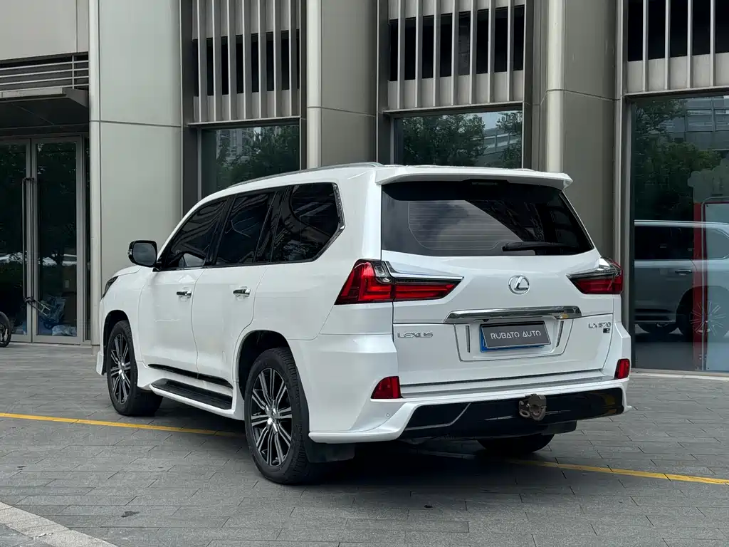 Lexus LX 2019 — фото 4