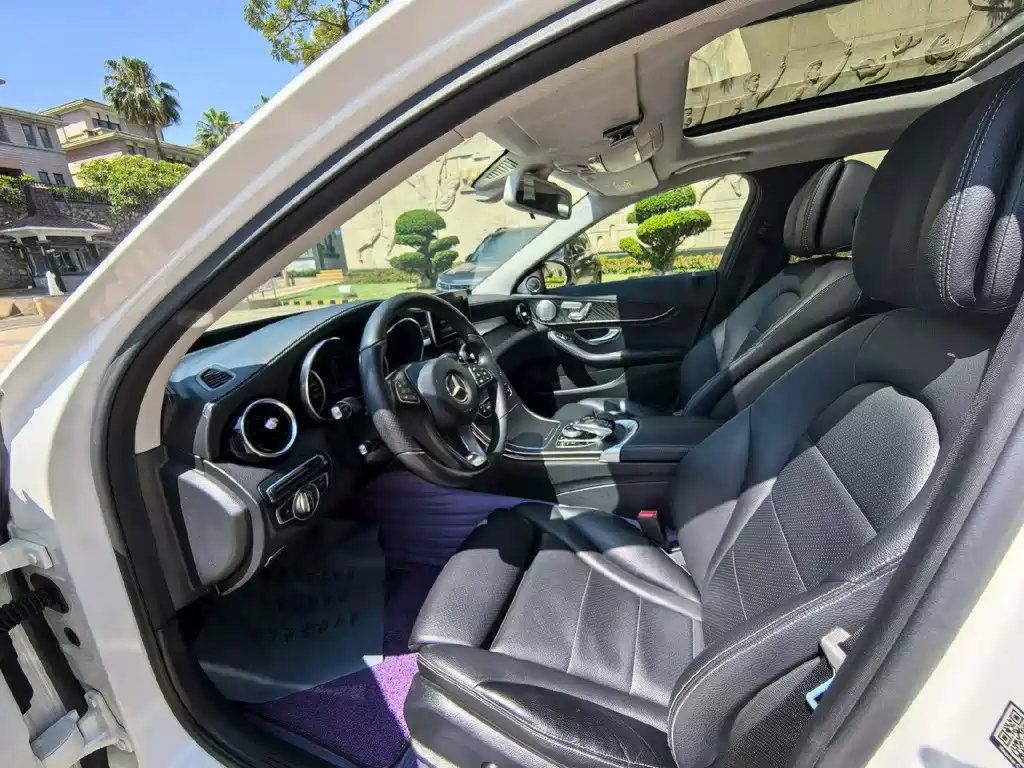 Mercedes-Benz C-Class 2018
