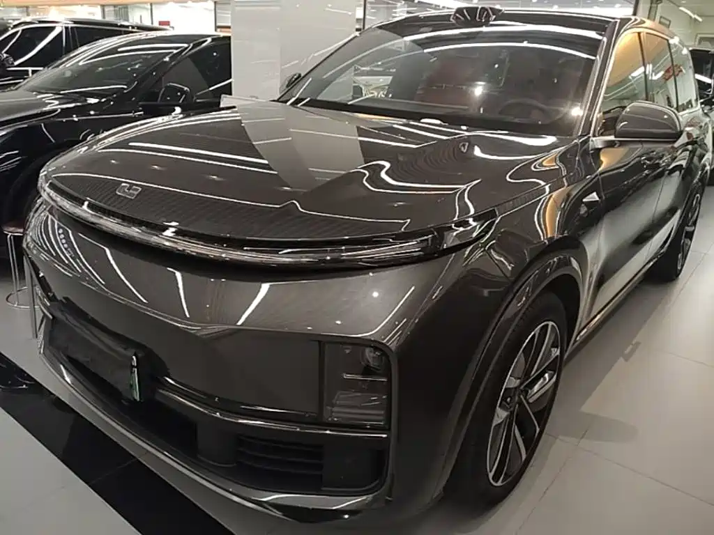 Li Auto Li L9 2025