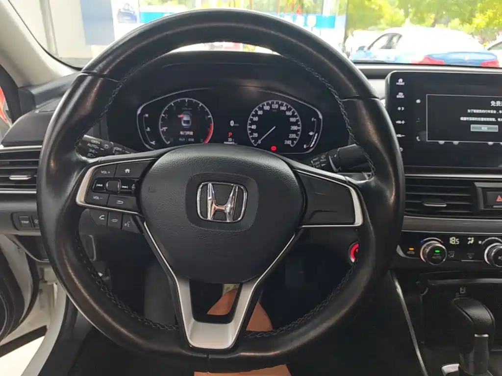 Honda Accord 2021 — фото 11