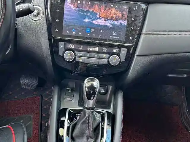 Nissan Qashqai 2022 — фото 11