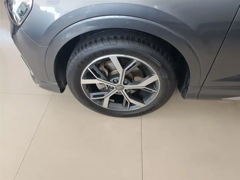 Audi Q3 Sportback 2020 — фото 25