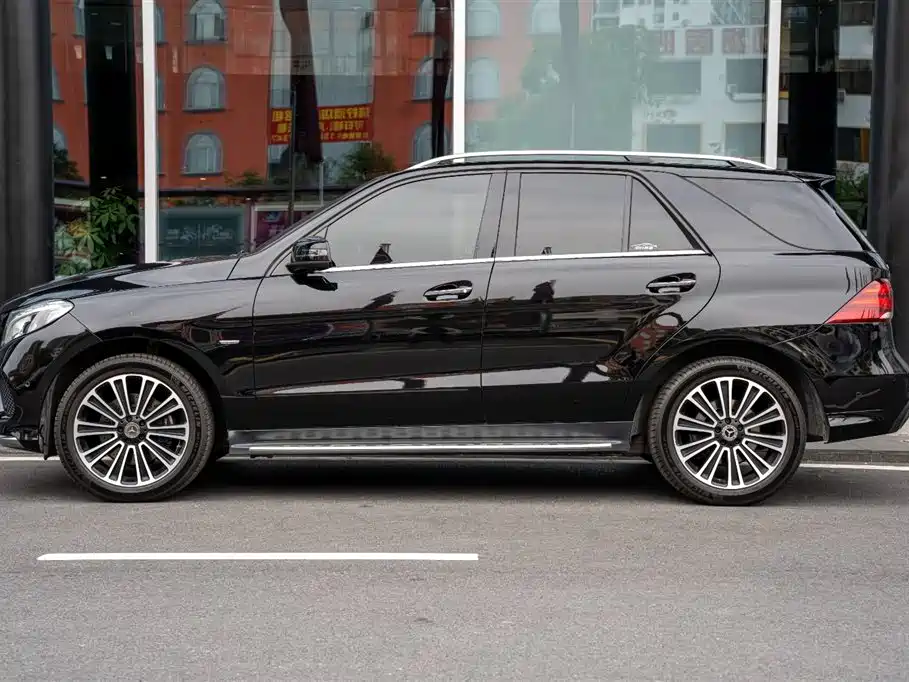 Mercedes-Benz GLE 2018