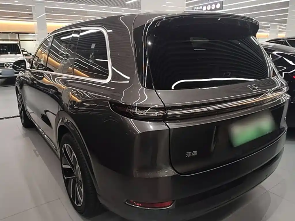 Li Auto Li L9 2025