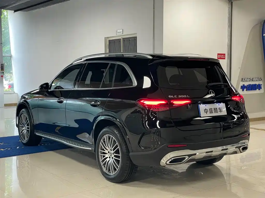 Mercedes-Benz GLC 2023 — фото 22