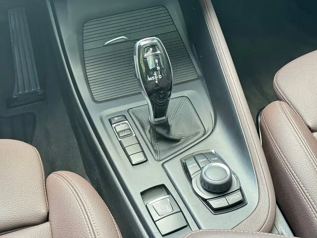 BMW X1 2020 — фото 13