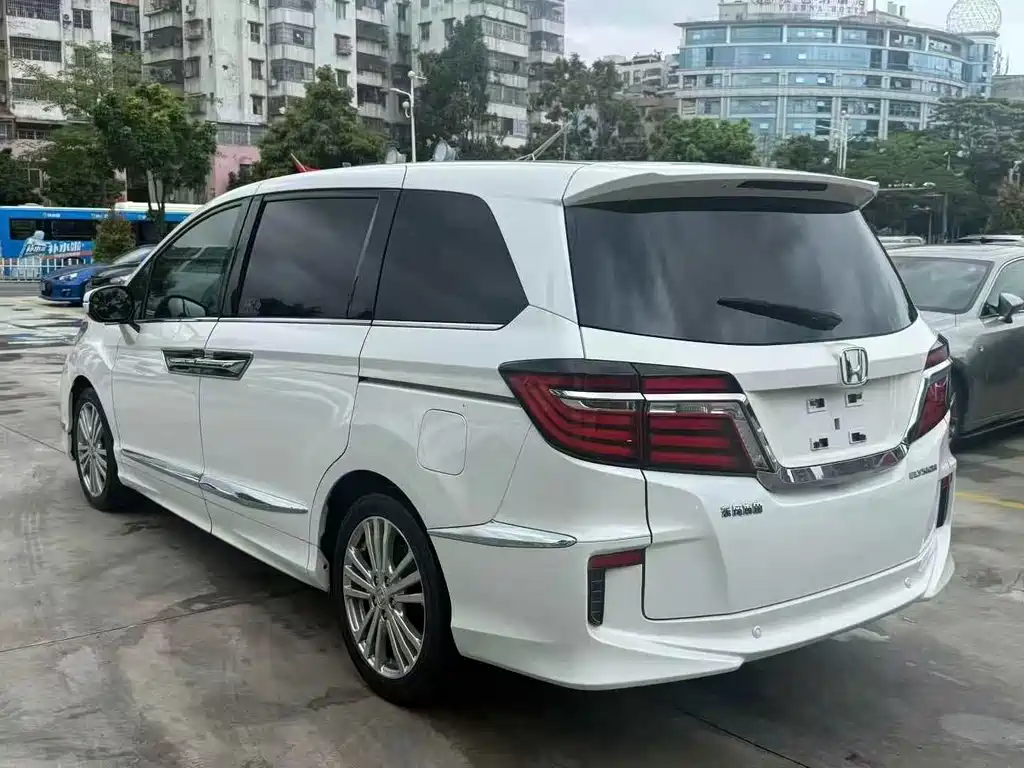 Honda Elysion 2018