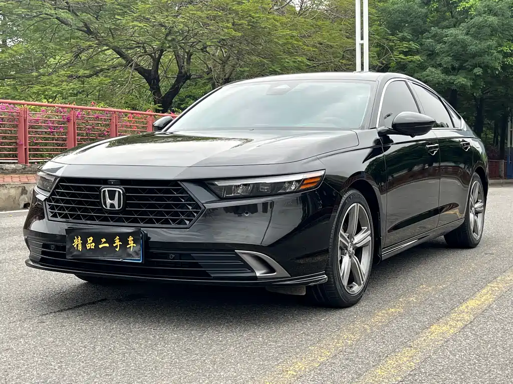 Honda Accord 2024 — фото 1