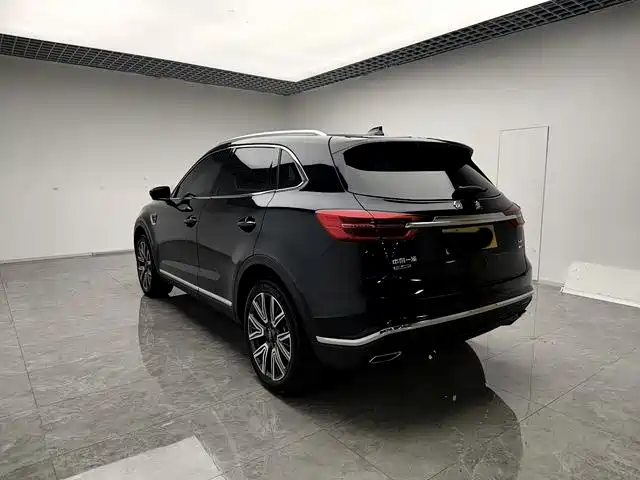 Hongqi HS5 2021