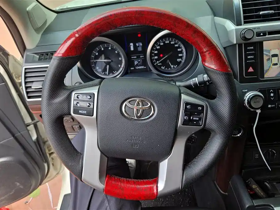 Toyota Prado 2016 — фото 14
