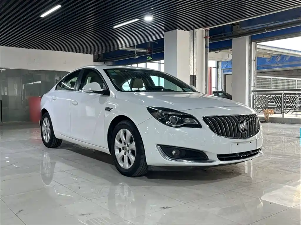 Buick Regal 2015 — фото 16