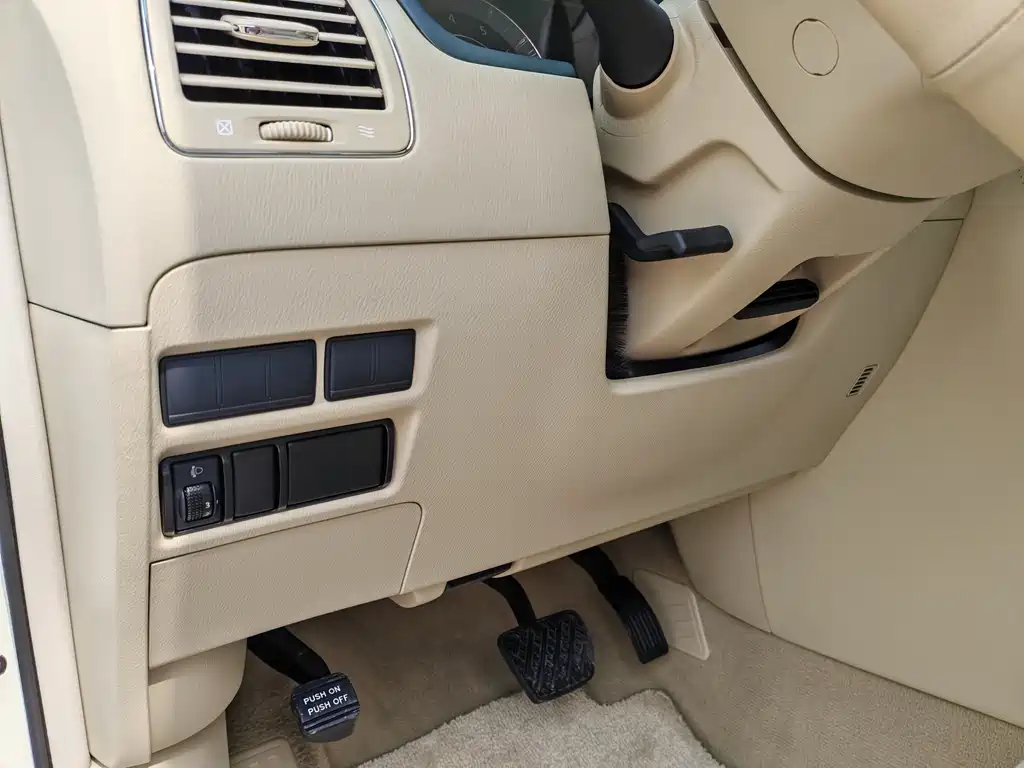 Nissan Patrol 2018 — фото 18