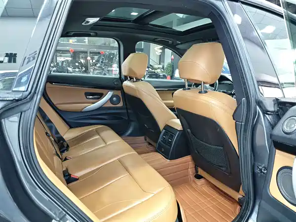 BMW 3 Series GT 2018