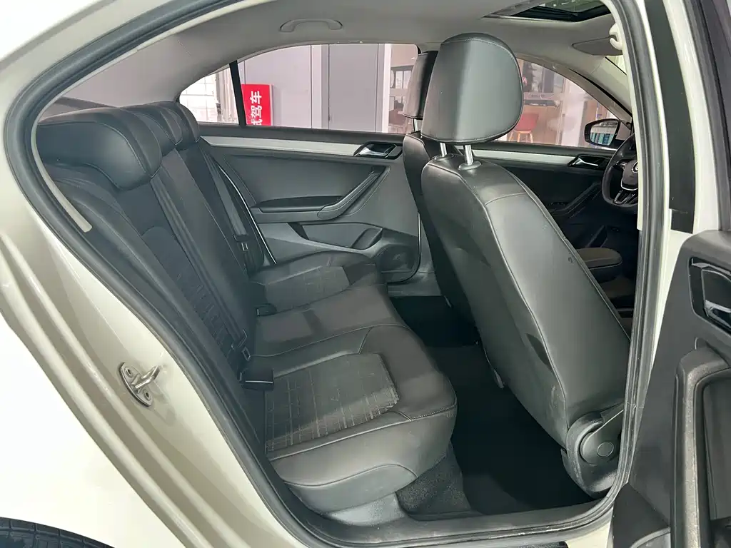 Volkswagen Jetta 2018