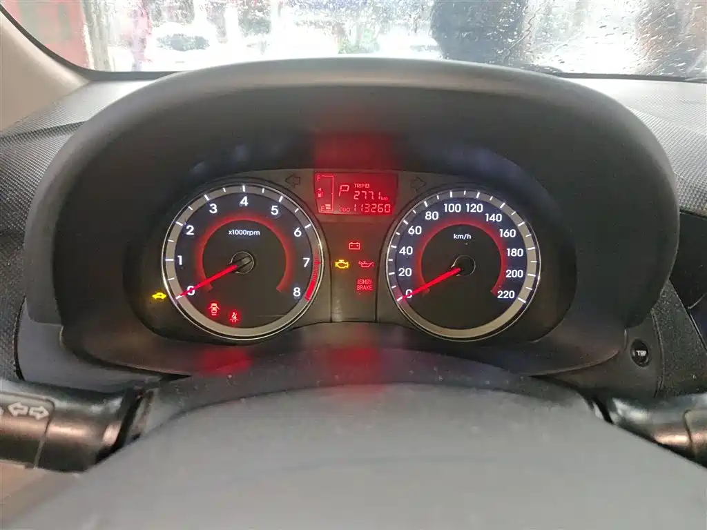 Hyundai Verna 2014 — фото 12