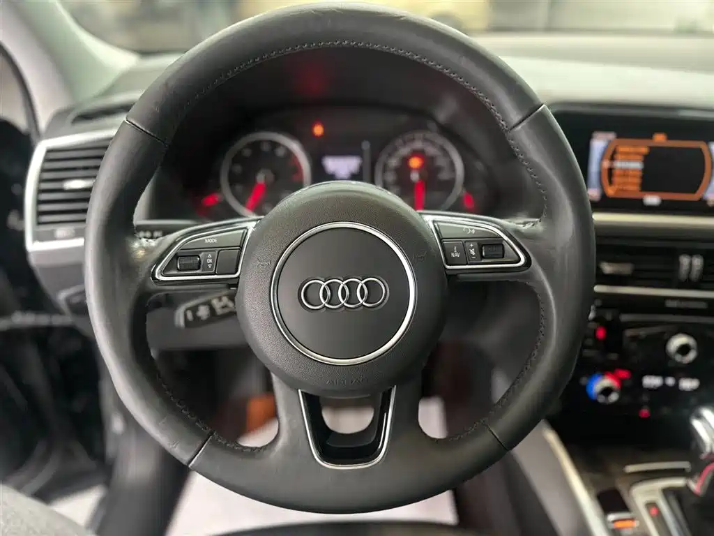 Audi Q5 2018 — фото 9