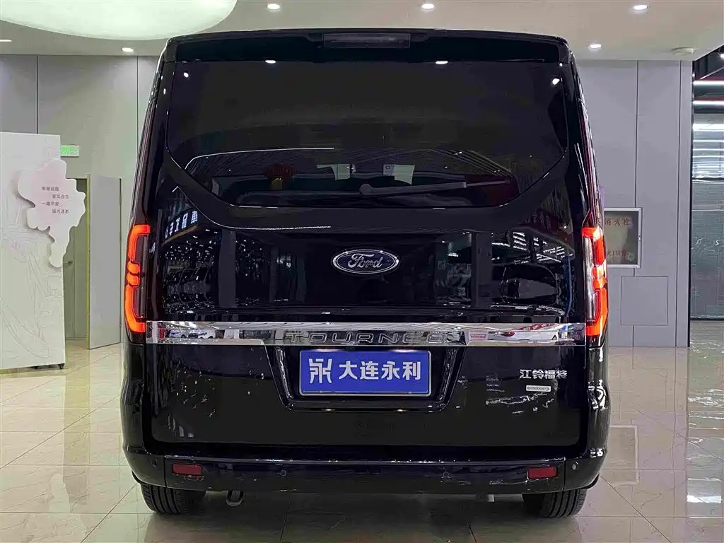 Ford Tourneo 2023 — фото 16