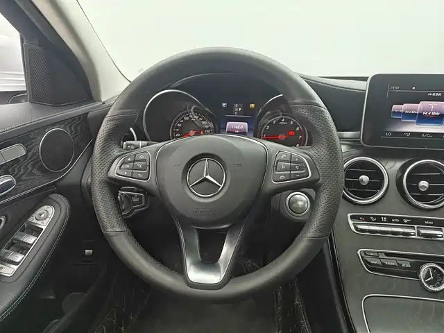 Mercedes-Benz C-Class 2017