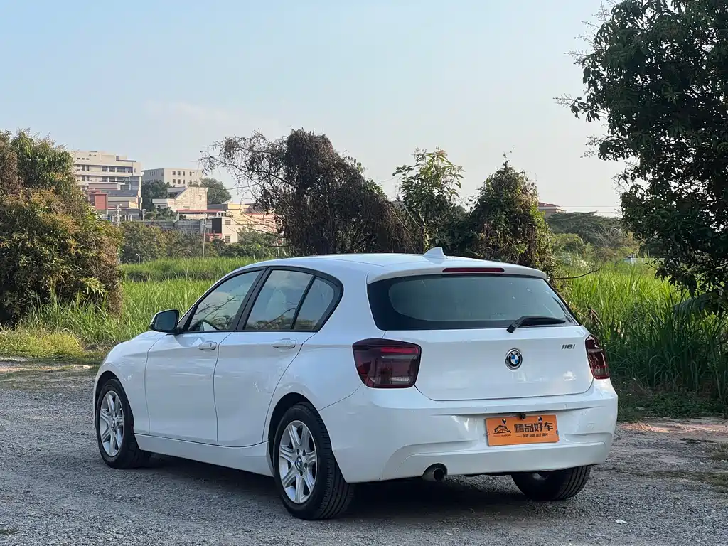 BMW 1 Series 2013 — фото 14