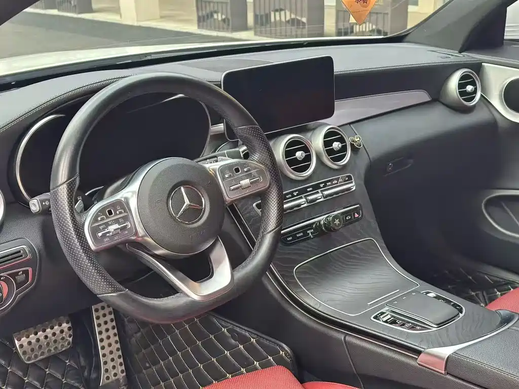 Mercedes-Benz C-Class 2020 — фото 9
