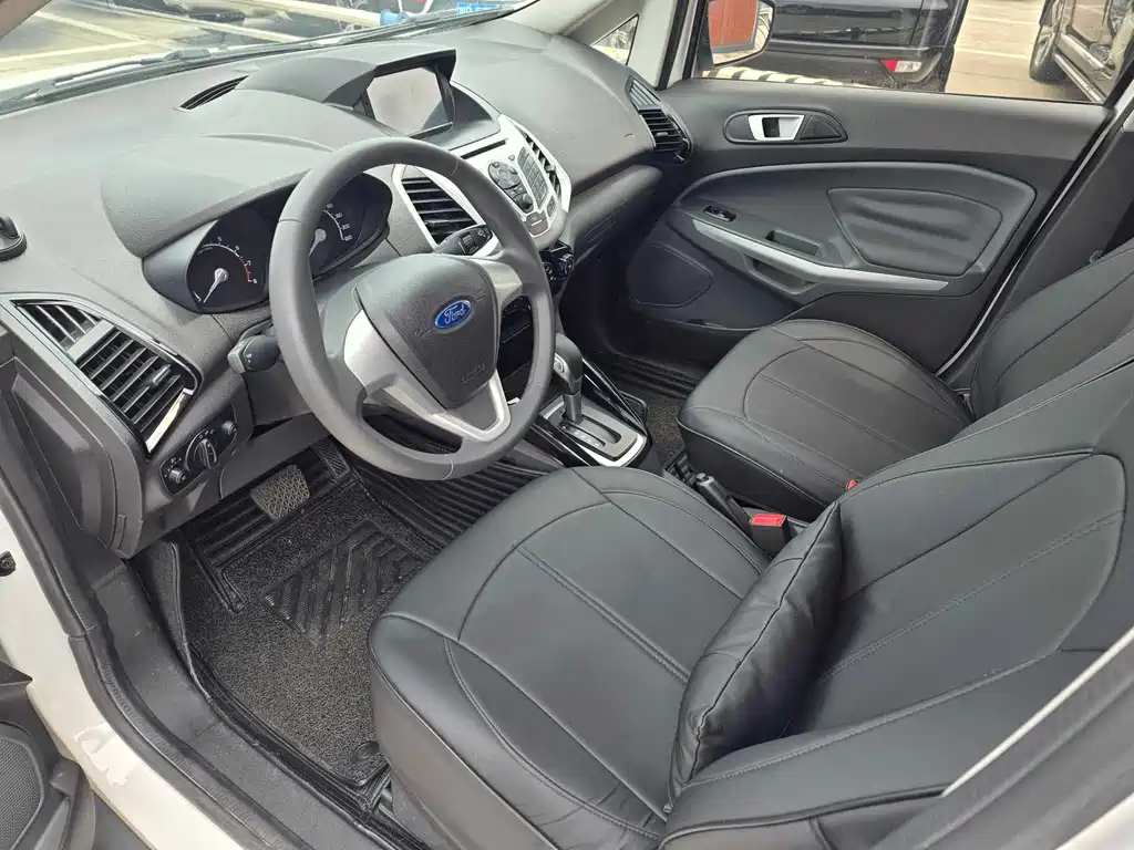 Ford EcoSport 2015 — фото 7