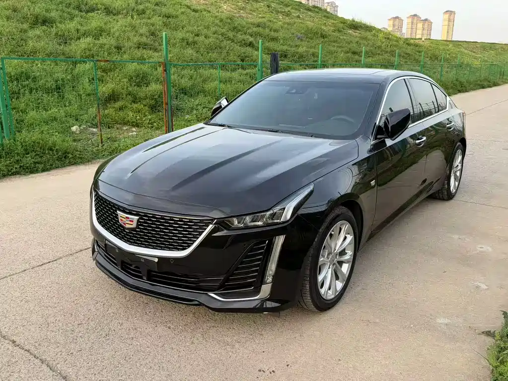 Cadillac CT5 2021 — фото 1