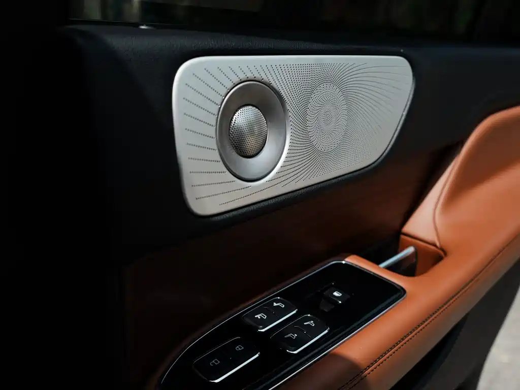 Lincoln Navigator 2019 — фото 11