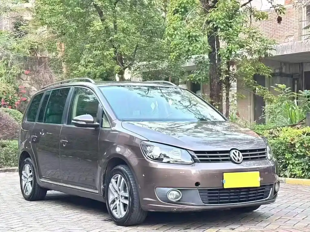 Volkswagen Touran 2011