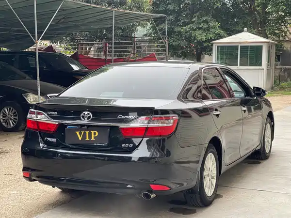 Toyota Camry 2016