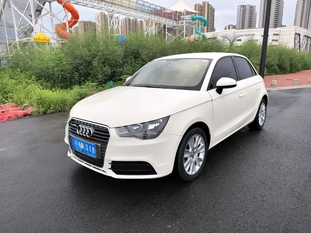 Audi A1 2015
