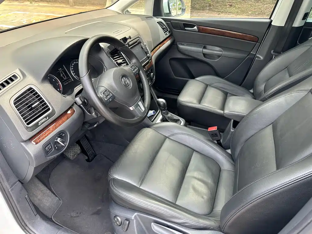 Volkswagen Sharan 2016 — фото 10