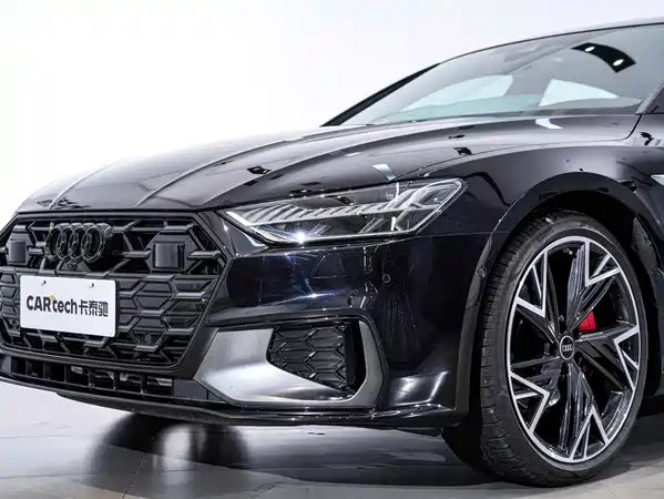 Audi A7L 2025
