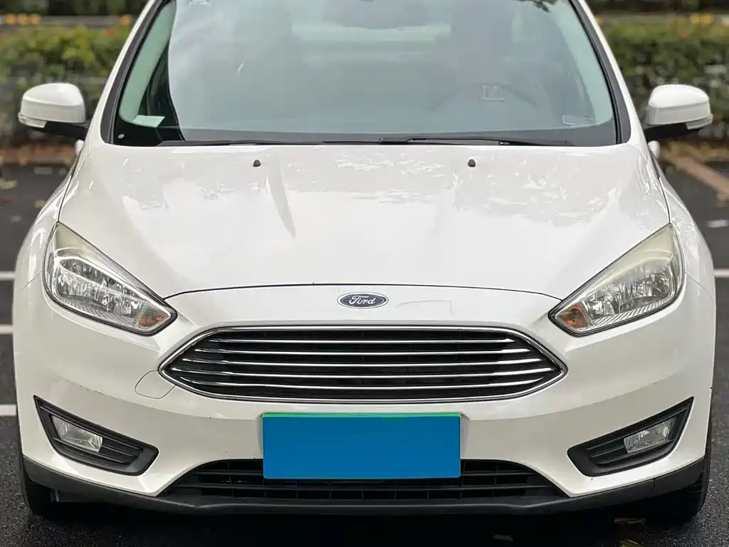 Ford Focus 2015 — фото 3