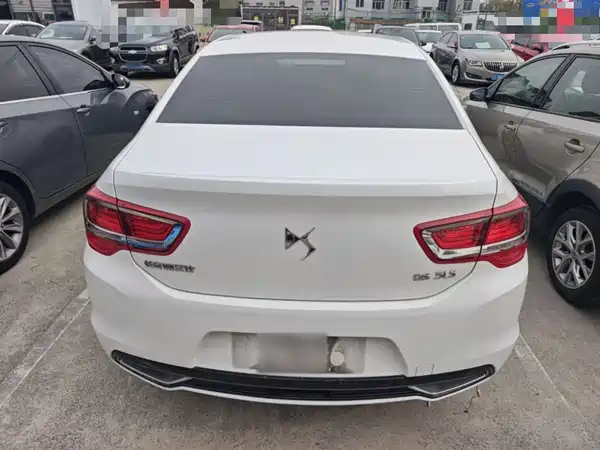 DS 5LS 2015