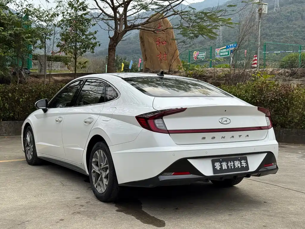 Hyundai Sonata 2022 — фото 16