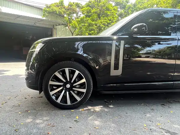Land Rover Range Rover 2023