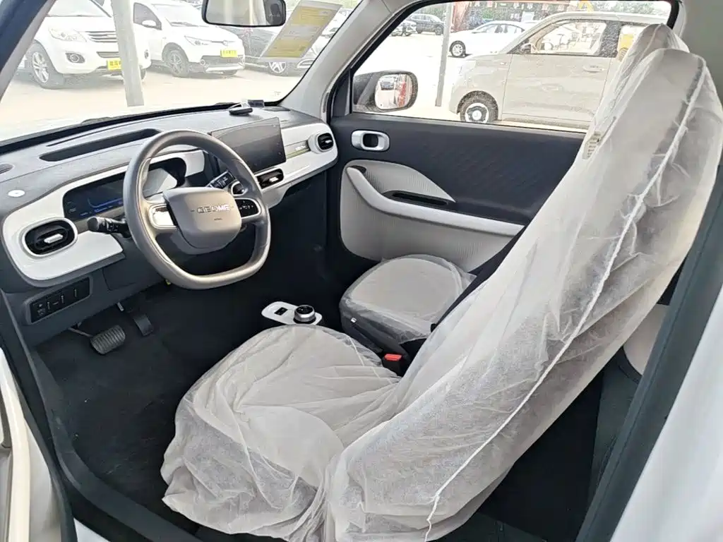 Geely Galaxy Panda 2026 — фото 15