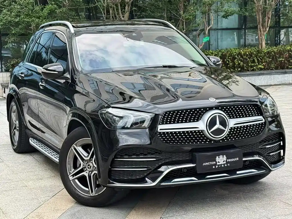 Mercedes-Benz GLE 2020 — фото 1