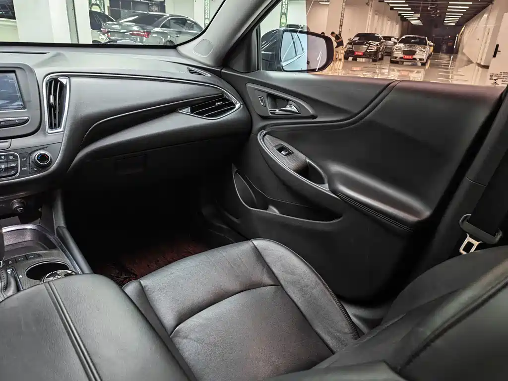 Chevrolet Malibu XL 2017 — фото 12