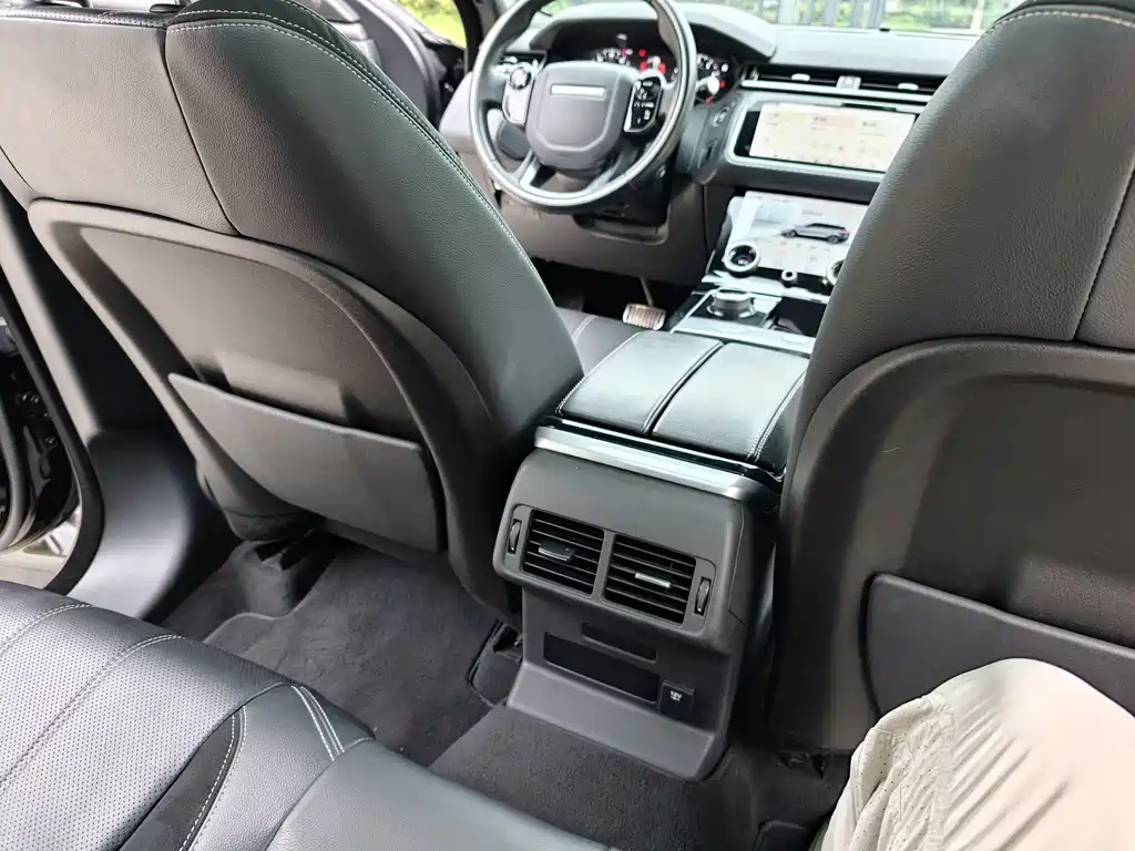 Land Rover Velar 2018 — фото 14