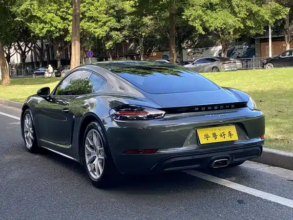 Porsche 718 2021