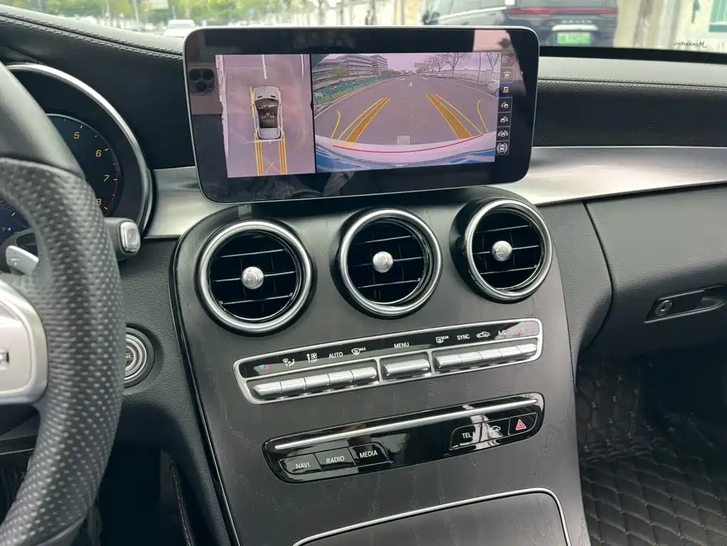Mercedes-Benz C-Class 2021