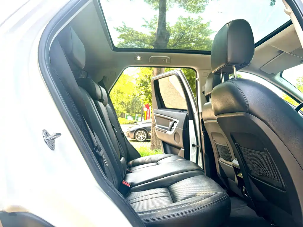 Land Rover Discovery Sport 2020 — фото 14
