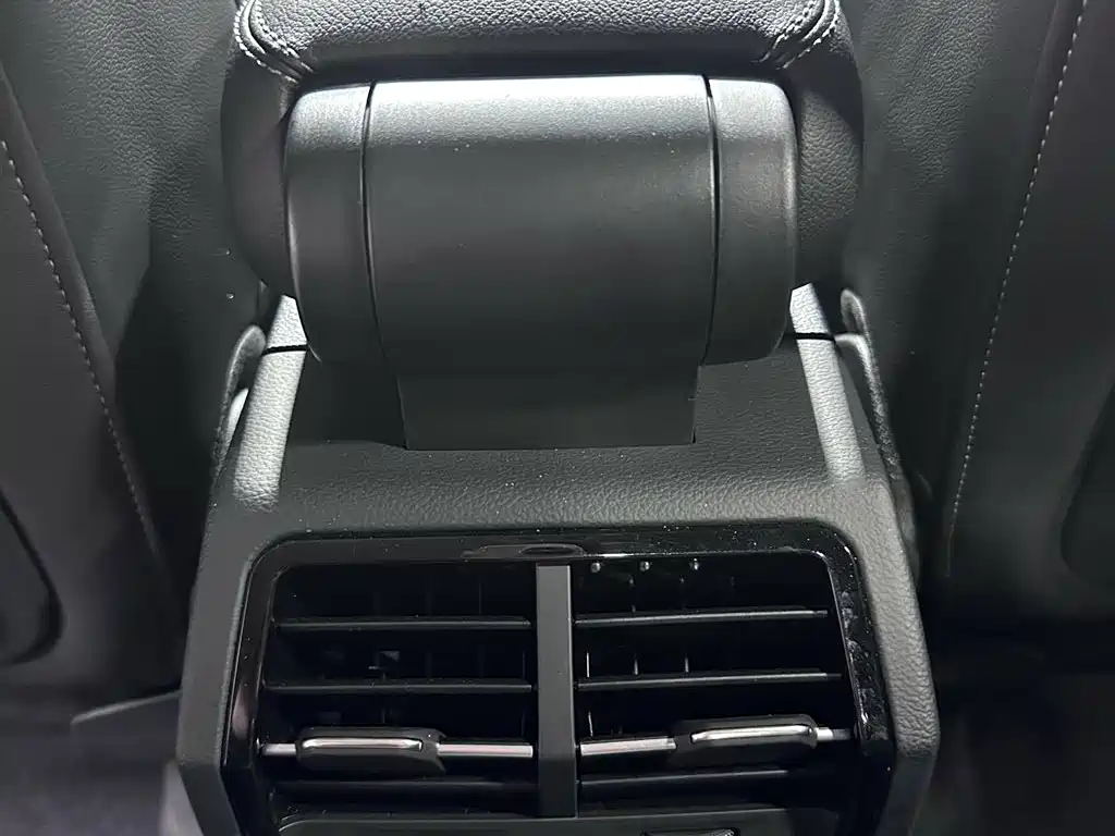 Audi Q3 2022 — фото 17