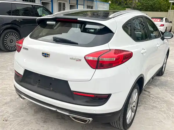 Geely Emgrand GS 2016