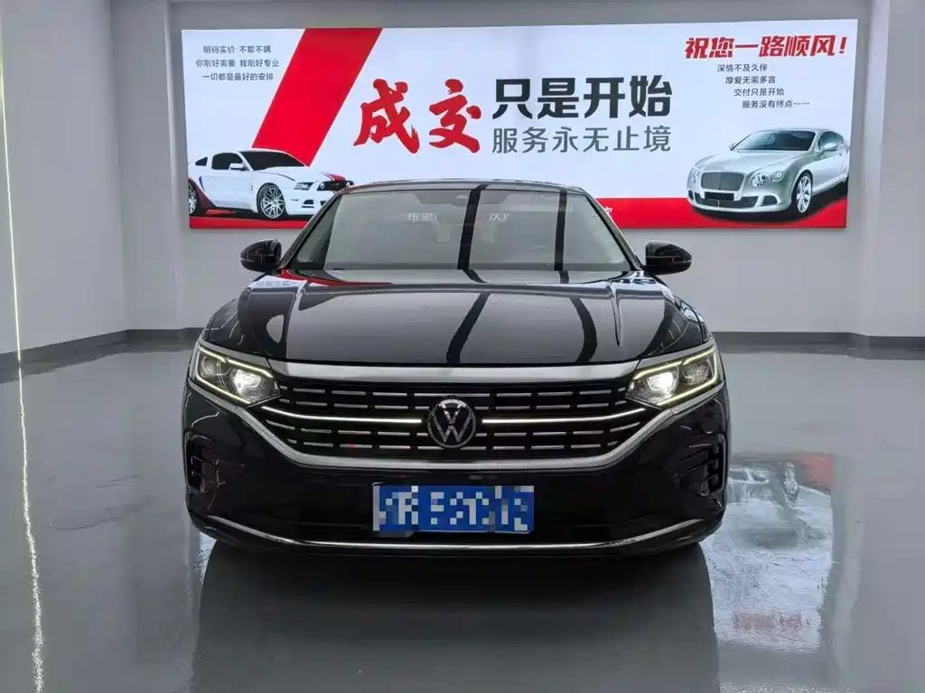 Volkswagen Passat 2022