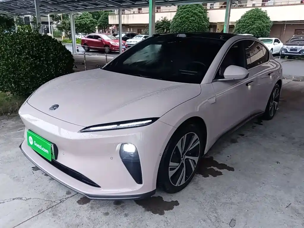 NIO ET5 2025