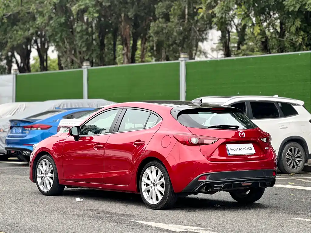 Mazda 3 Axela 2016 — фото 11