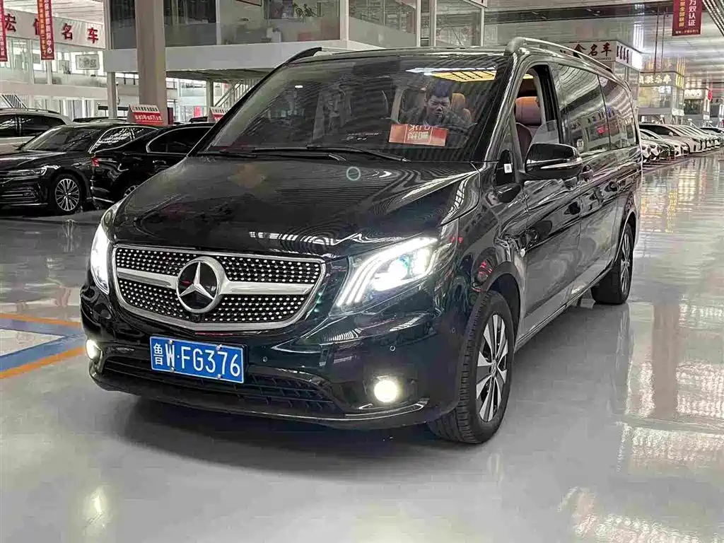 Mercedes-Benz Vito 2022 — фото 1